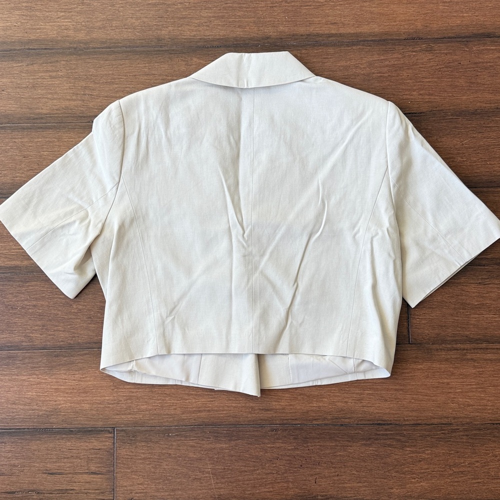 Dynamite Kelsey Short Sleeve Cropped Blazer - Picture 4 of 4